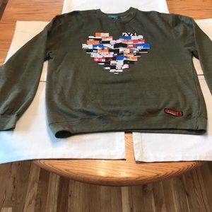 Entree green sneaker crew neck